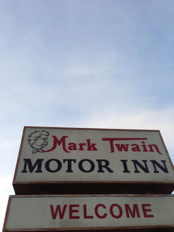 Mark Twain Motor Inn Elmira Exterior foto